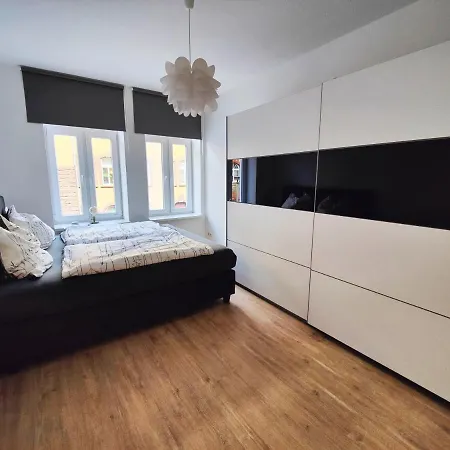 Neu Sanierte Wohnung Mit Balkon Und Stellplatz Erfurt Exterior foto