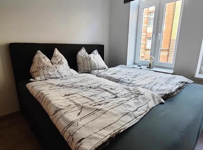 Neu Sanierte Wohnung Mit Balkon Und Stellplatz