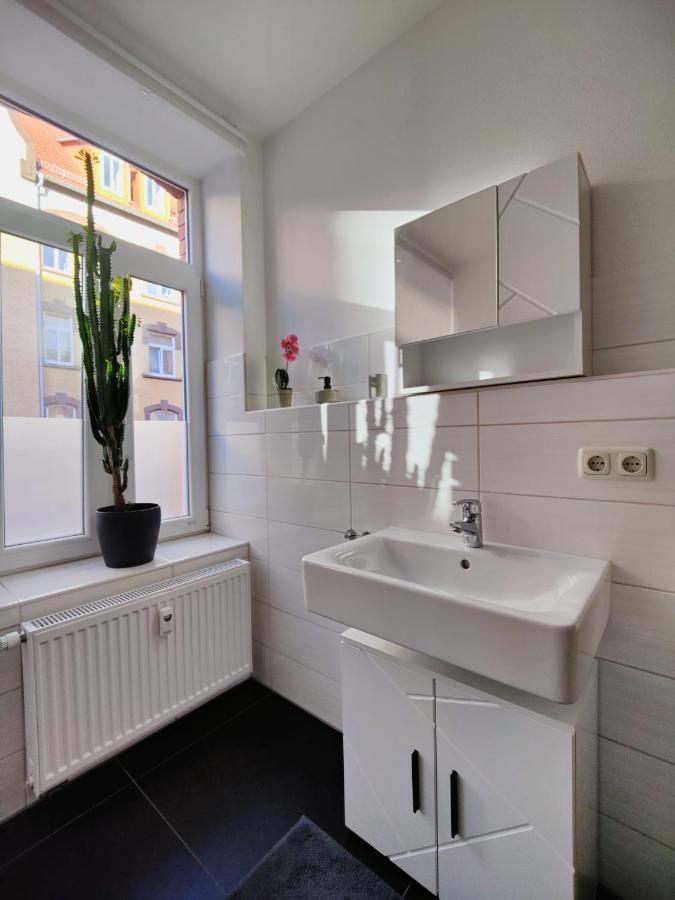 Apartment Neu Sanierte Mit Balkon Und Stellplatz *